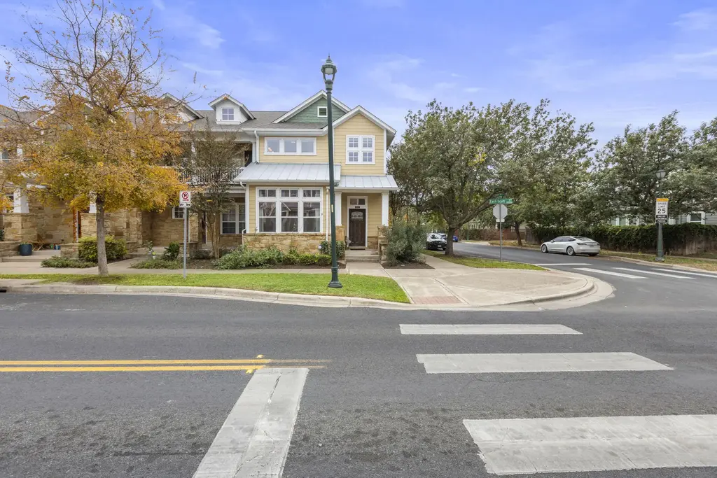 2001 Zach Scott Street, Austin