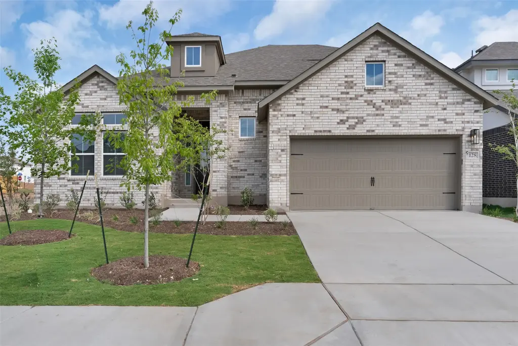 128 Sandrock Trail, Georgetown