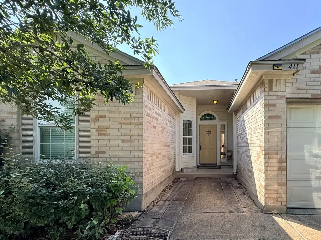 411 Estate Drive, Hutto