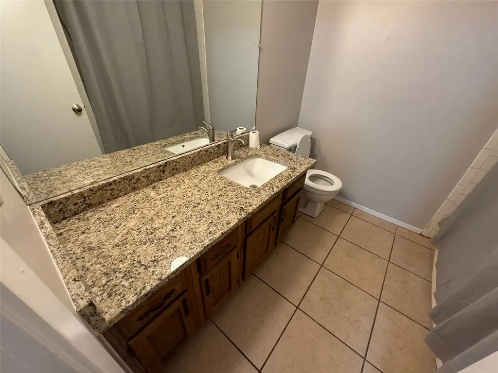 4204 Everest Lane, Austin