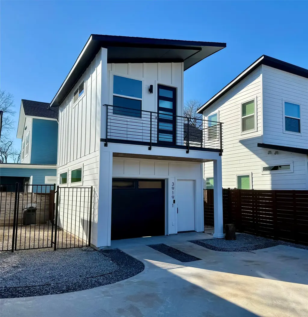 3919 E 16th #1 Street, Austin