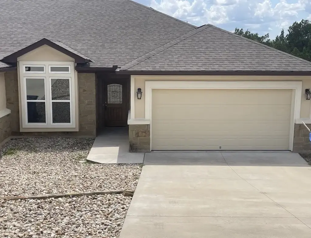 3210 Poe Cove B, Lago Vista