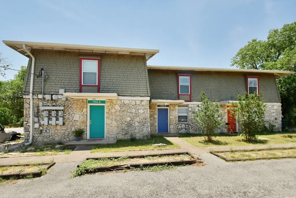 1704 E.m. Franklin Avenue Unit B, Austin
