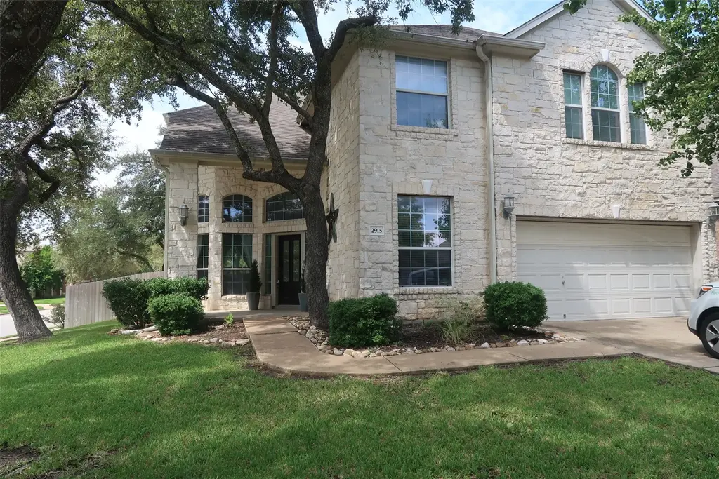 2915 Briona Wood Lane, Cedar Park
