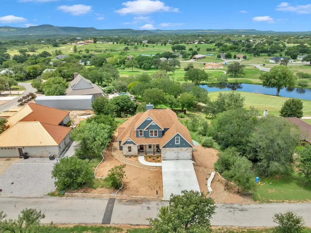 105 Chesterfield Drive, Kingsland