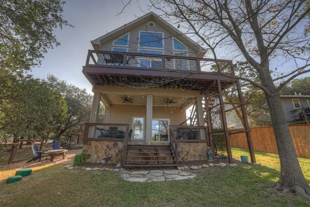 1156 Riviera Drive, Canyon Lake