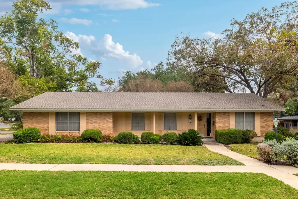 3004 White Rock Drive, Austin