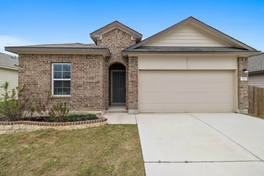 229 Independence Avenue, Liberty Hill