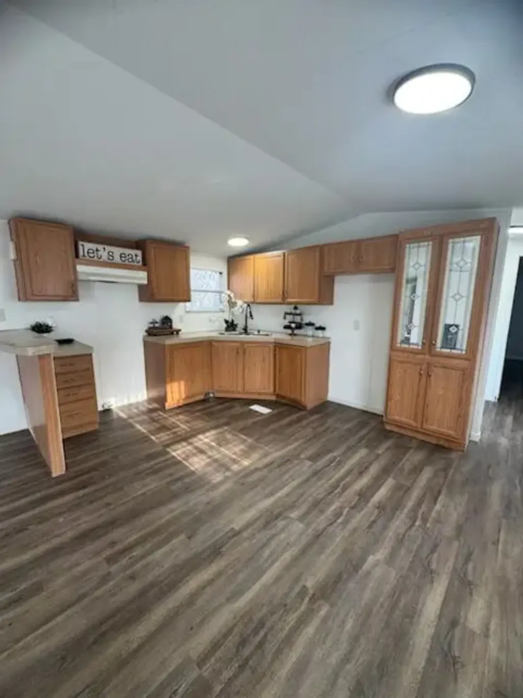 222 Legend Oaks Drive, Dale