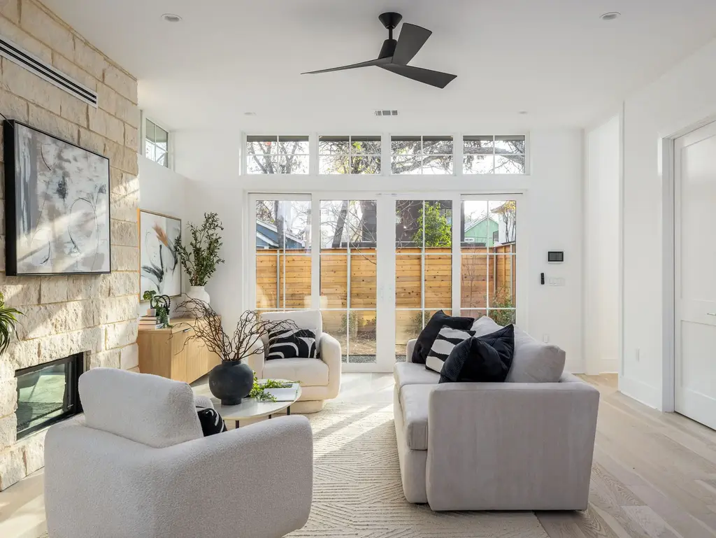 2618 E 4th Street, Austin