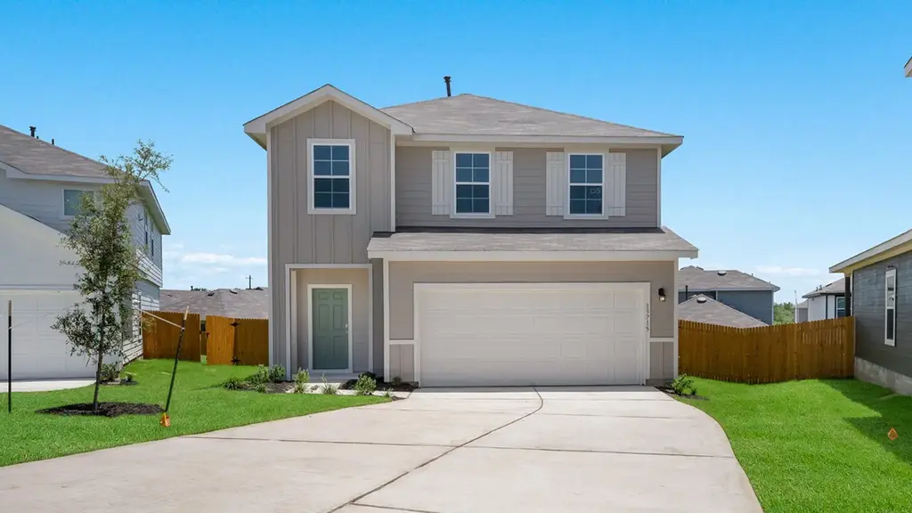 12112 Pike Bend, Mustang Ridge