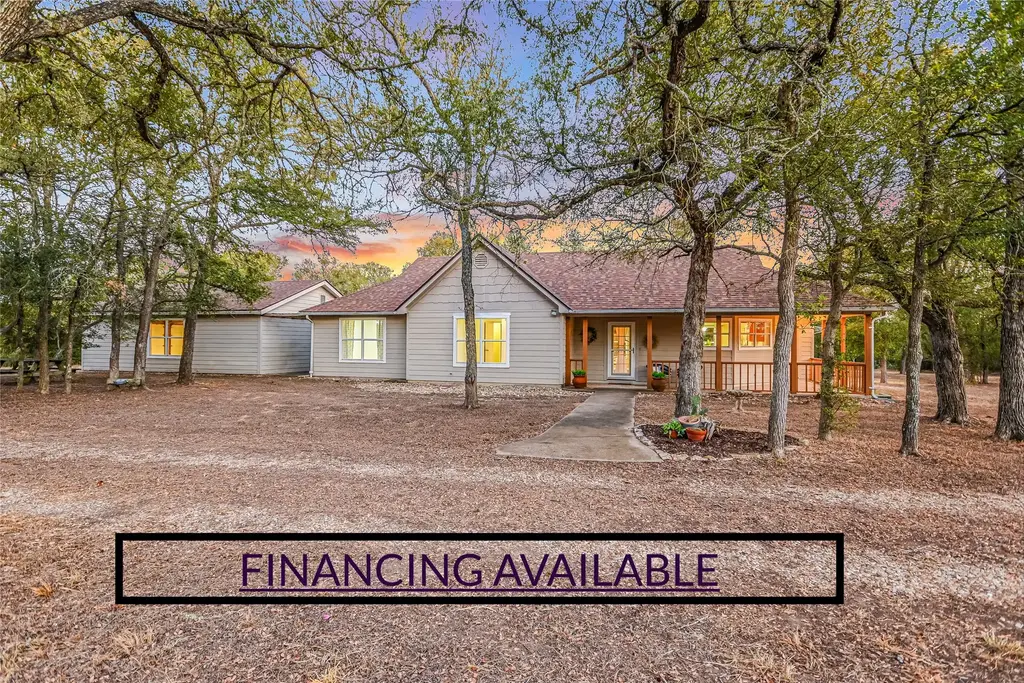 189 Shady Oaks Loop, Cedar Creek