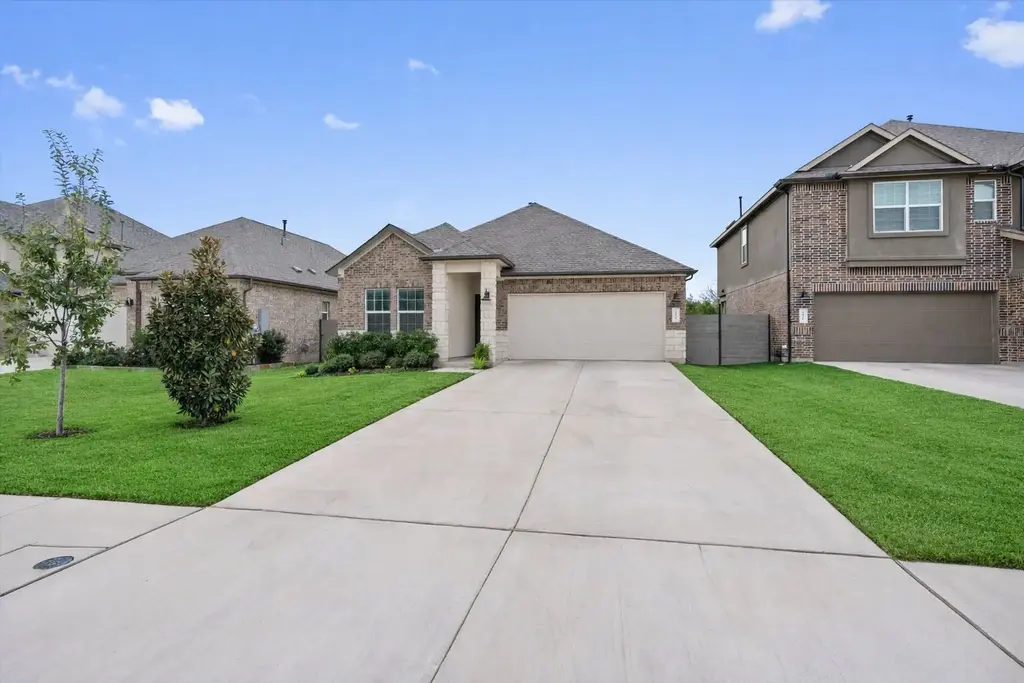 424 Wolf Springs Road, Georgetown