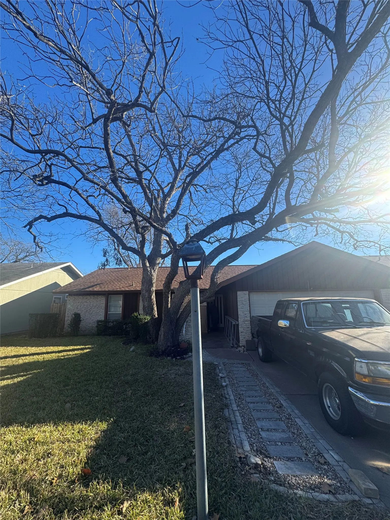 Photo of Listing #9122073