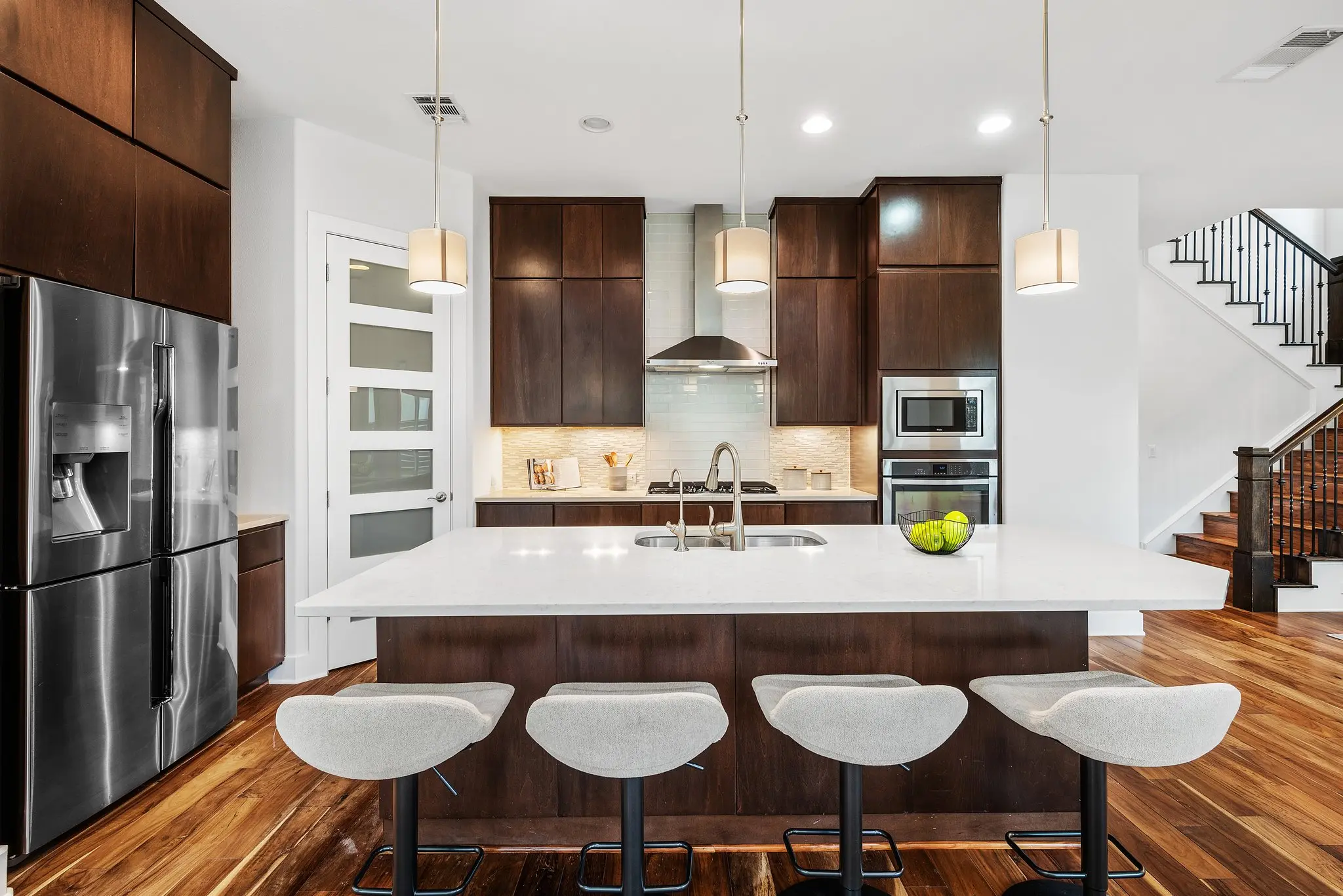 Photo of Listing #1899906