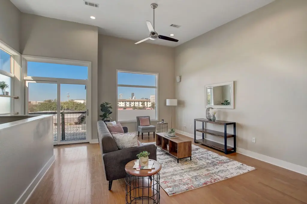 1702 S Lamar Boulevard 11, Austin