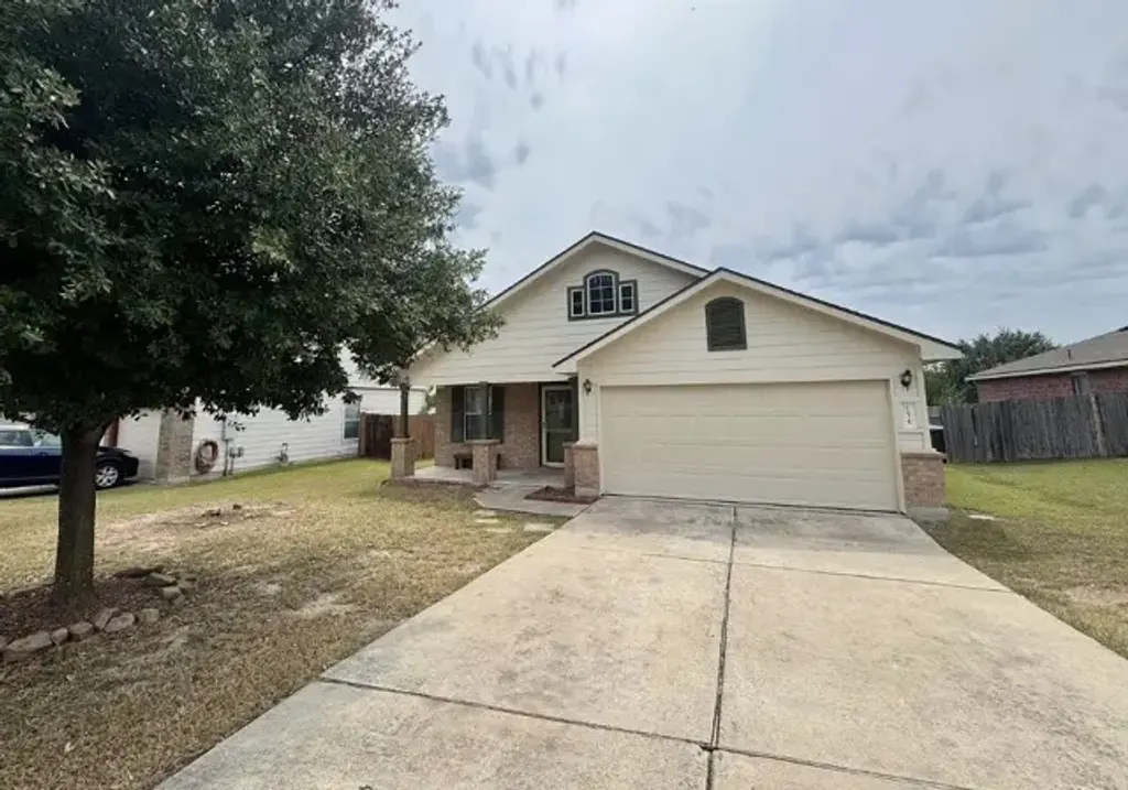 154 Lake Washington Drive, Kyle