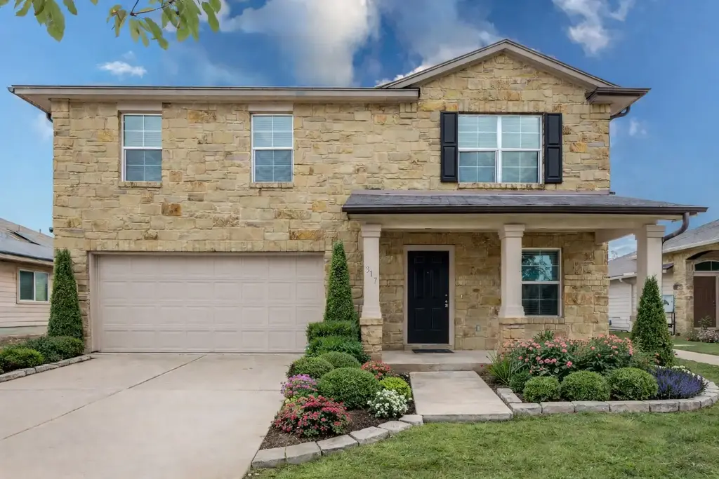 317 Ames Cove, Kyle