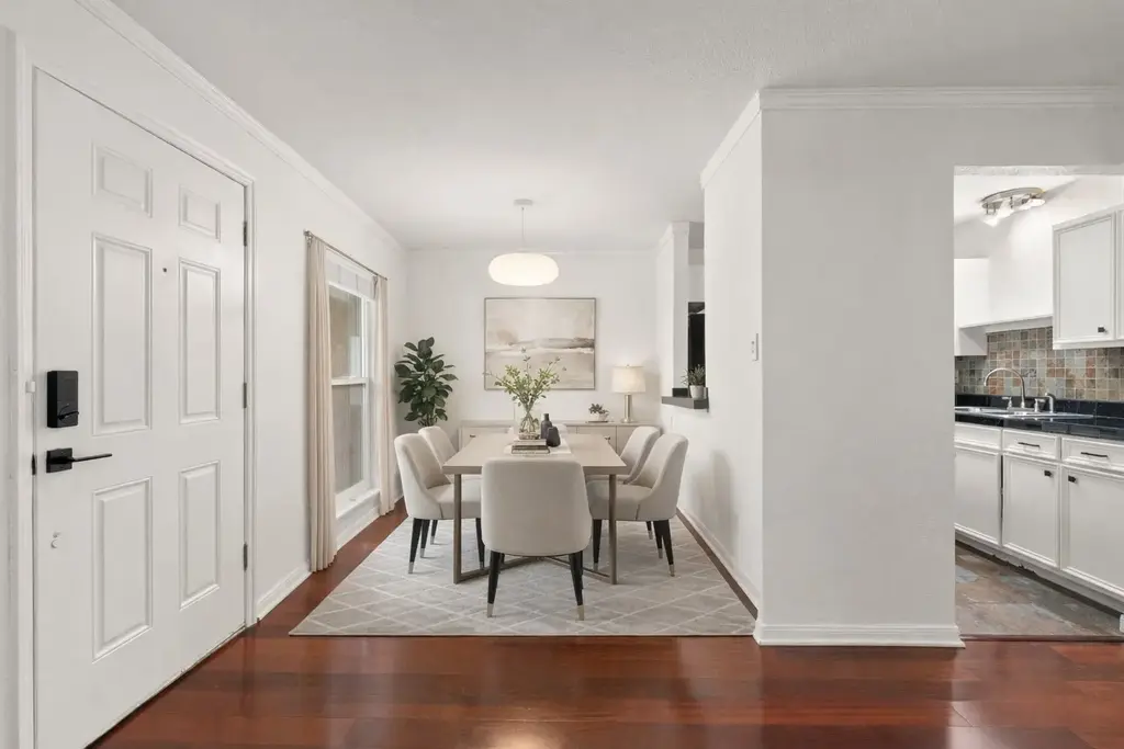 400 W 35th Street 210, Austin