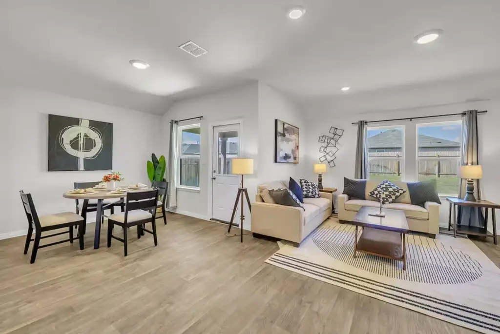 13804 Bothwell Place, Manor