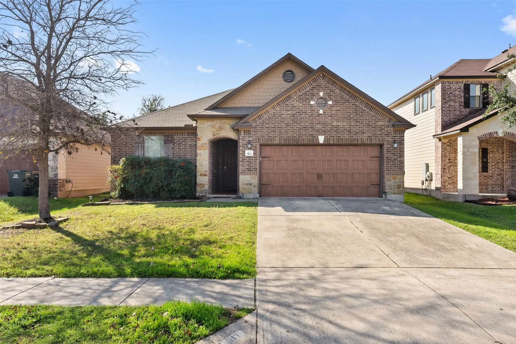 Photo of Listing #8451406