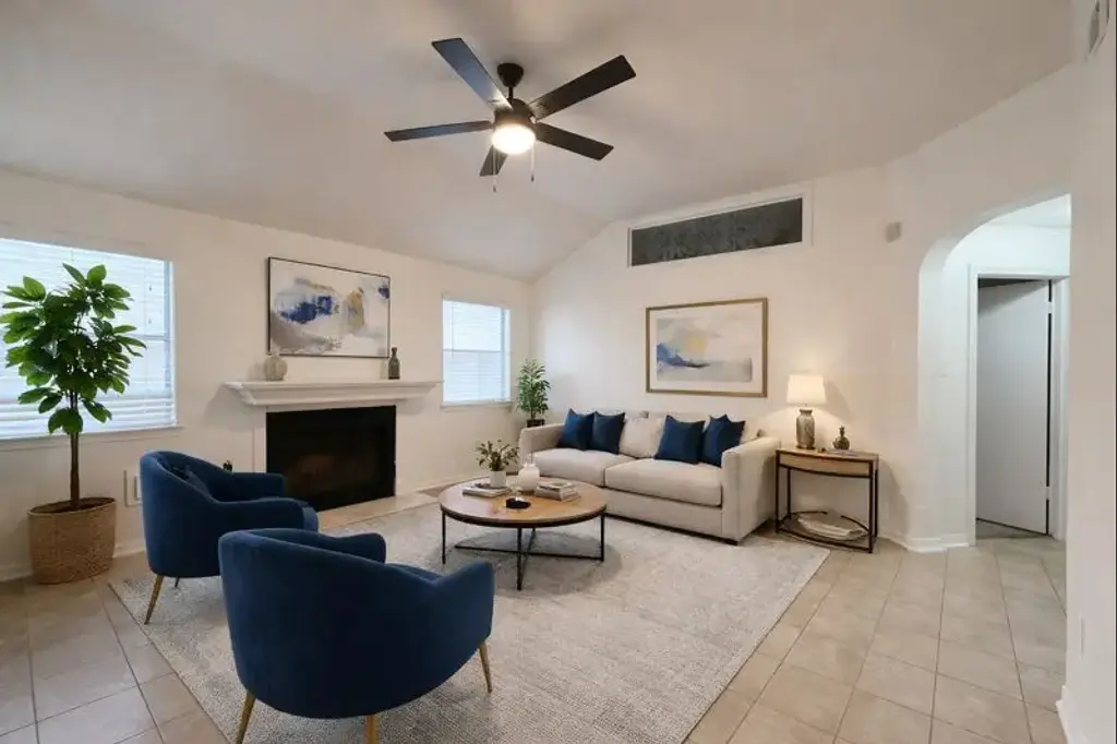 1809 Whitney Way, Austin