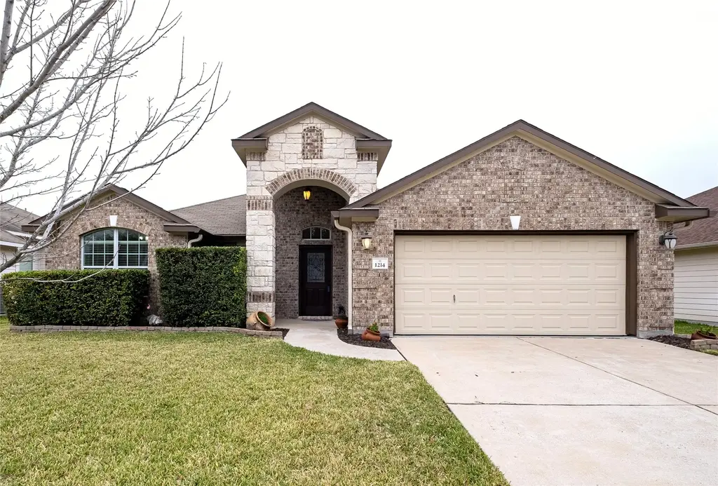 1214 Utopia Lane, Hutto