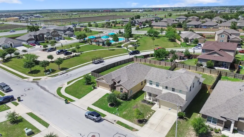 11620 Carbrook Road, Manor