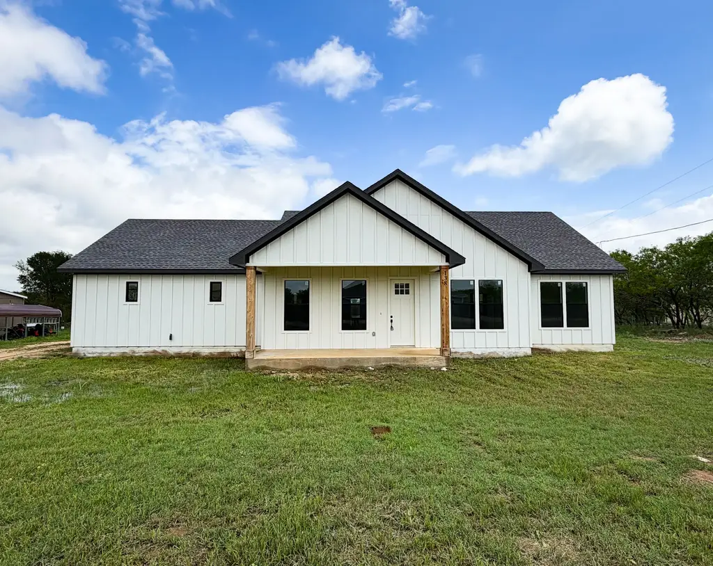 138 Blushing Drive, Cedar Creek