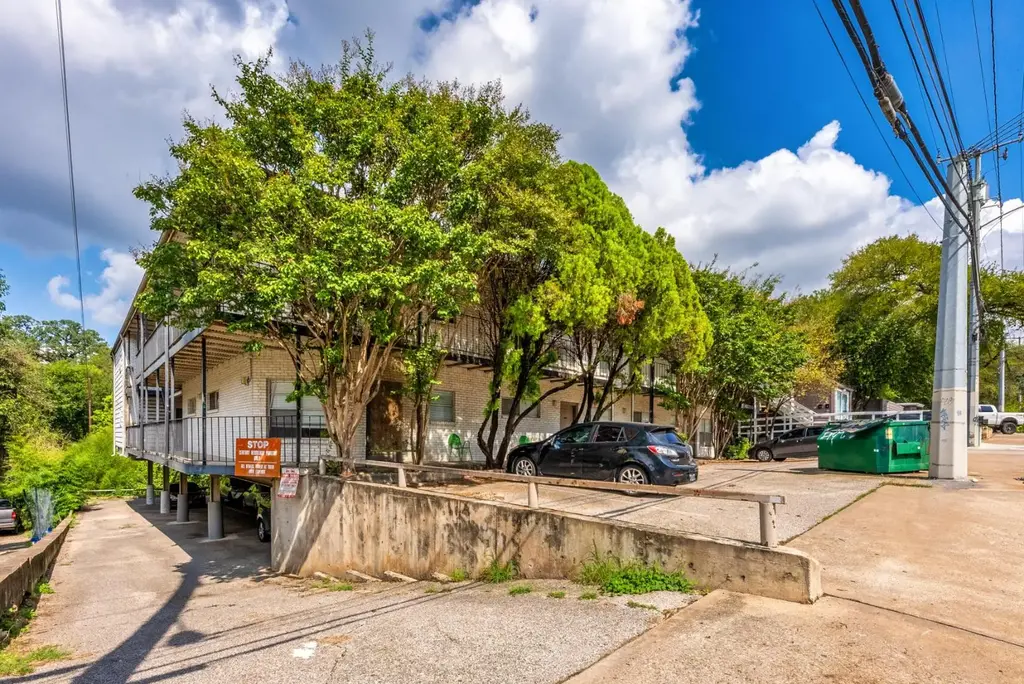 710 E Dean Keeton Street 105, Austin