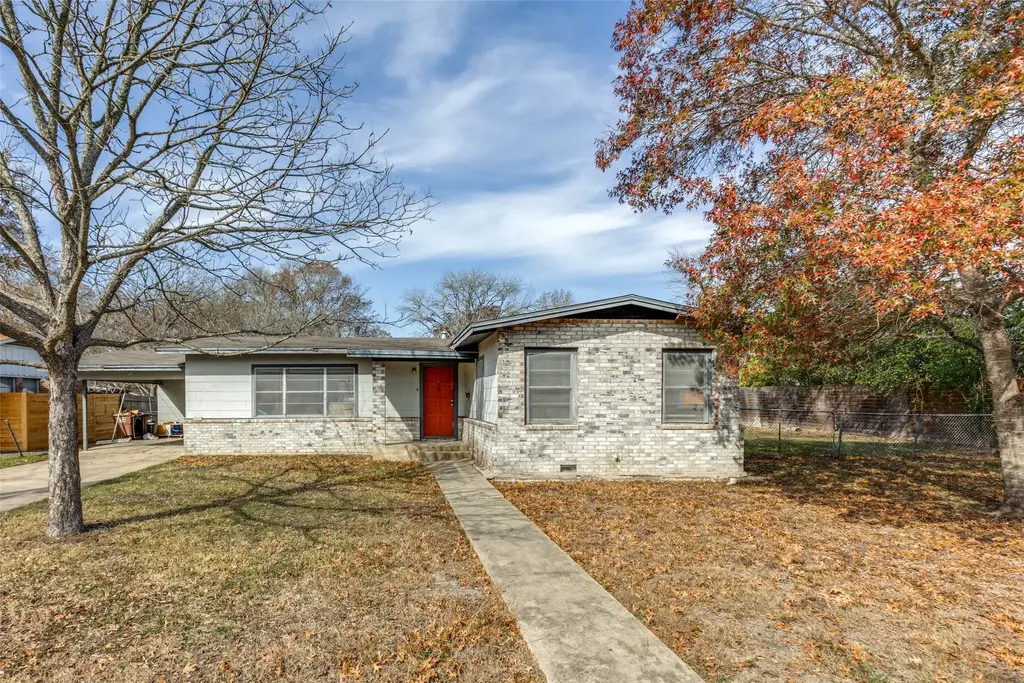 705 Campbell Street, Lockhart