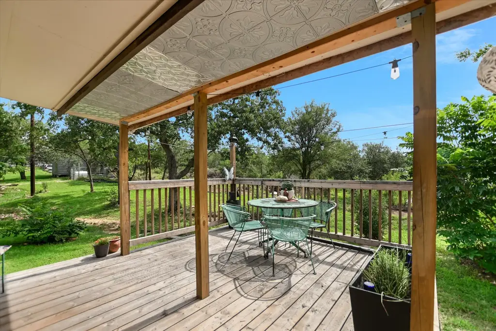 607 Driftwood Lane, Cottonwood Shores