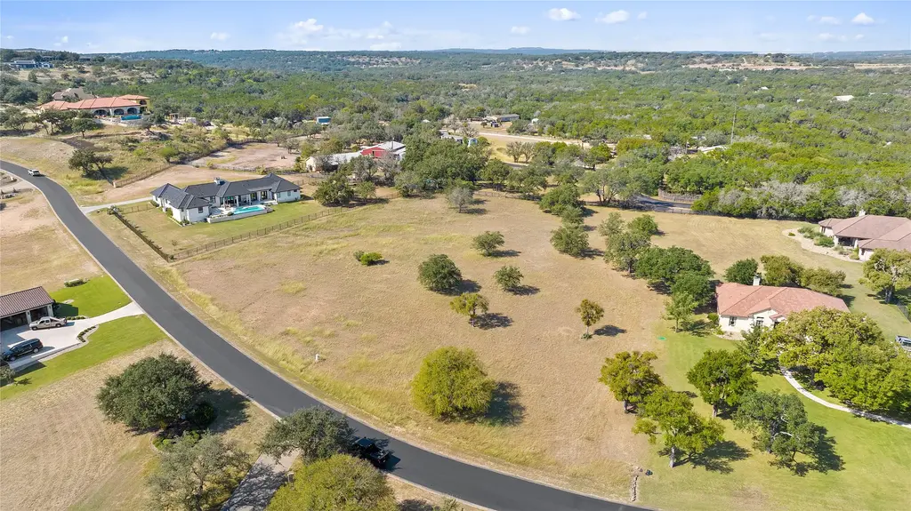 27419 Waterfall Hill Parkway, Spicewood