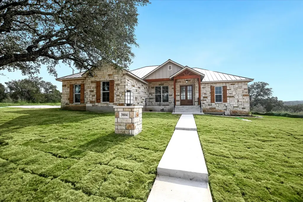 3804 Dew Drop, Horseshoe Bay