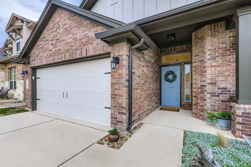 136 Findley Avenue, Leander
