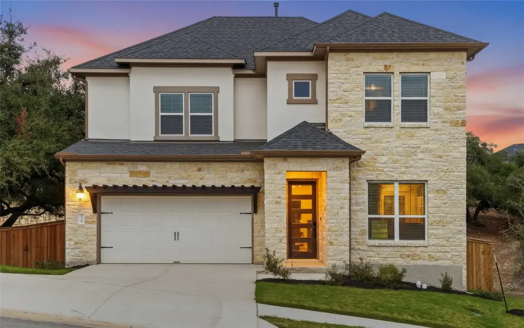 716 Coppell Court E, Leander