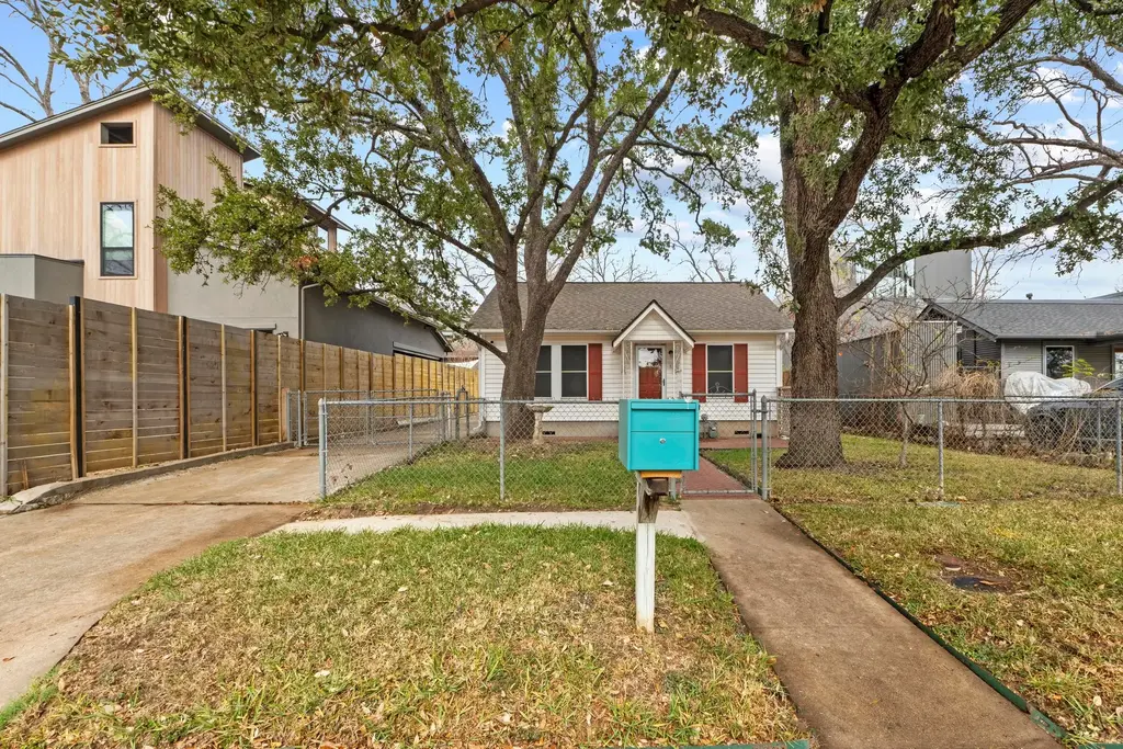 2612 Canterbury Street, Austin