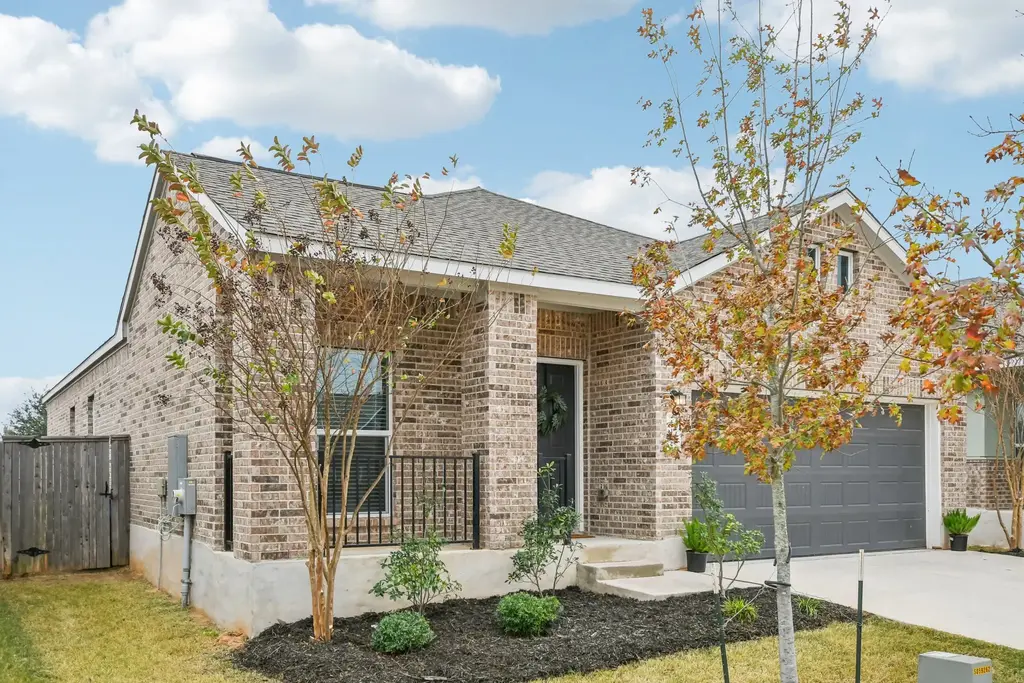 117 Badillo Way, Bastrop