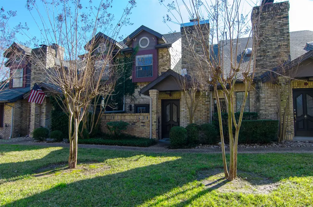 10819 Crown Colony Drive 38, Austin