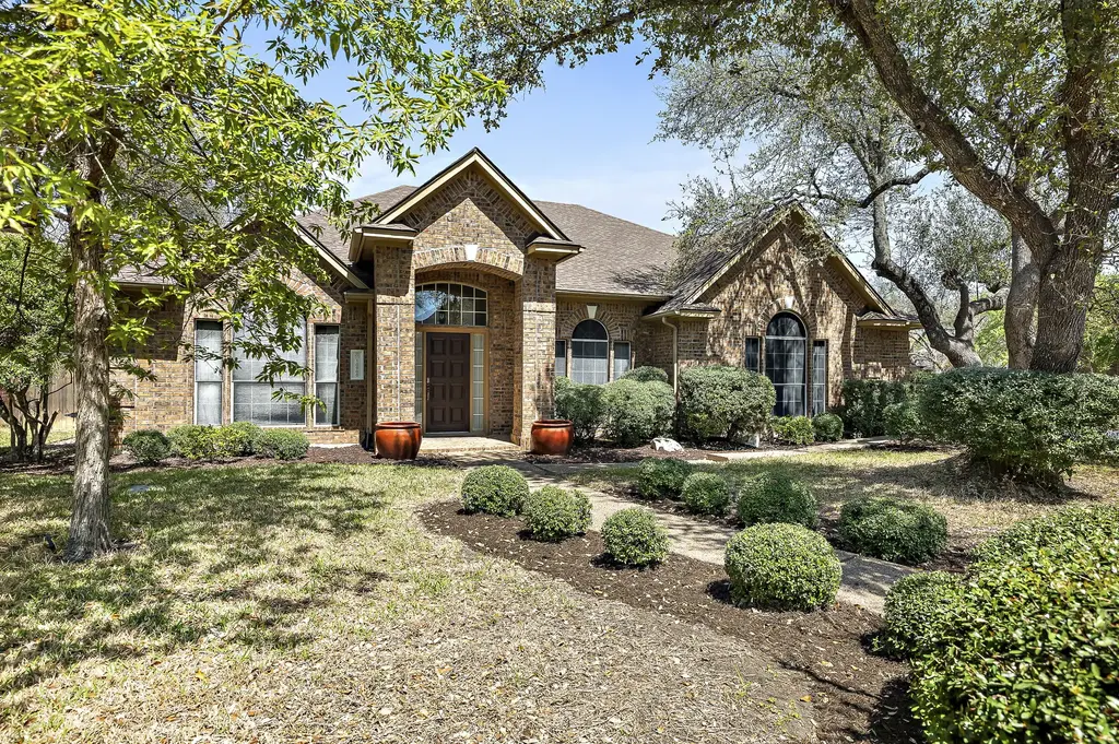 10900 Peale Court, Austin
