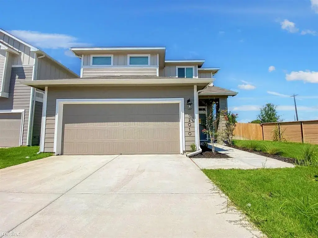 12010 Corsicana Trail, Manor