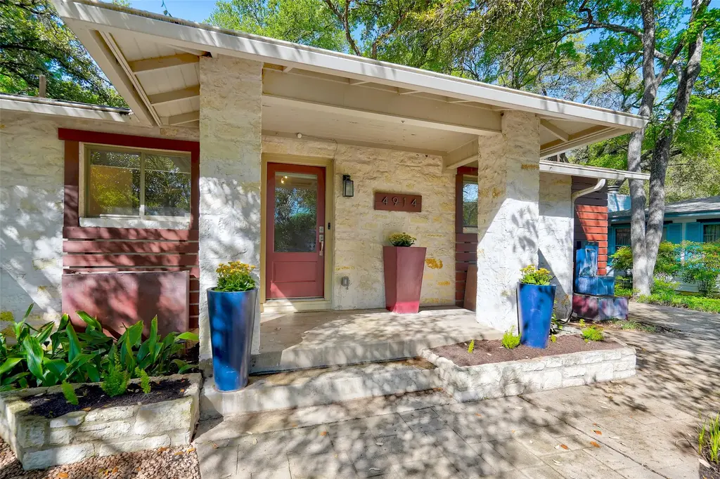 4914 Strass Drive, Austin