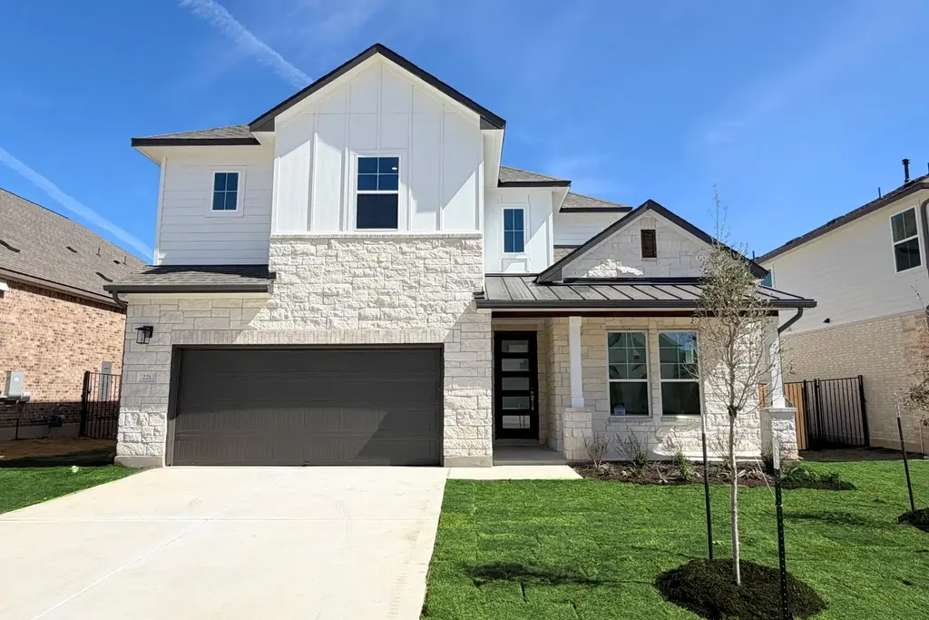 221 Medallion Street, Liberty Hill