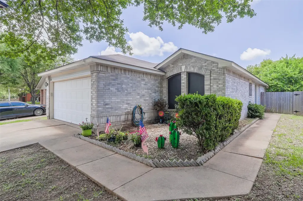 1705 Friars Tale Lane, Austin