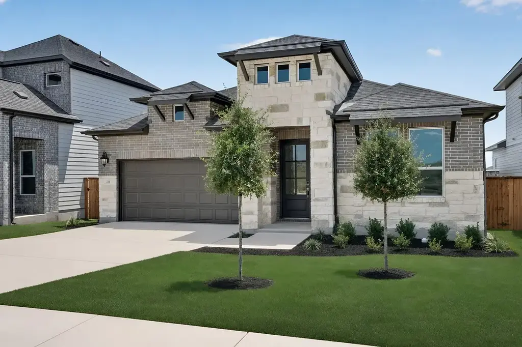 231 Belmont Way, Cedar Creek