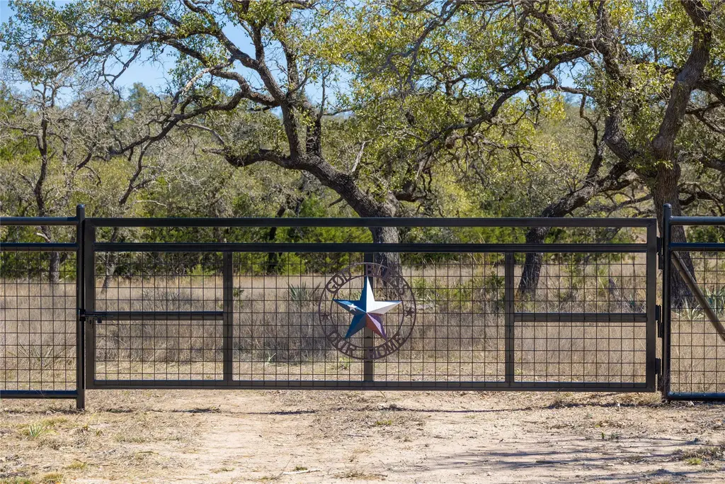 443 S Fm 3023 S, Goldthwaite
