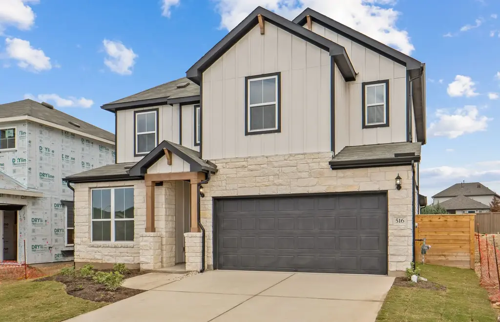 516 Knot Drive, Leander