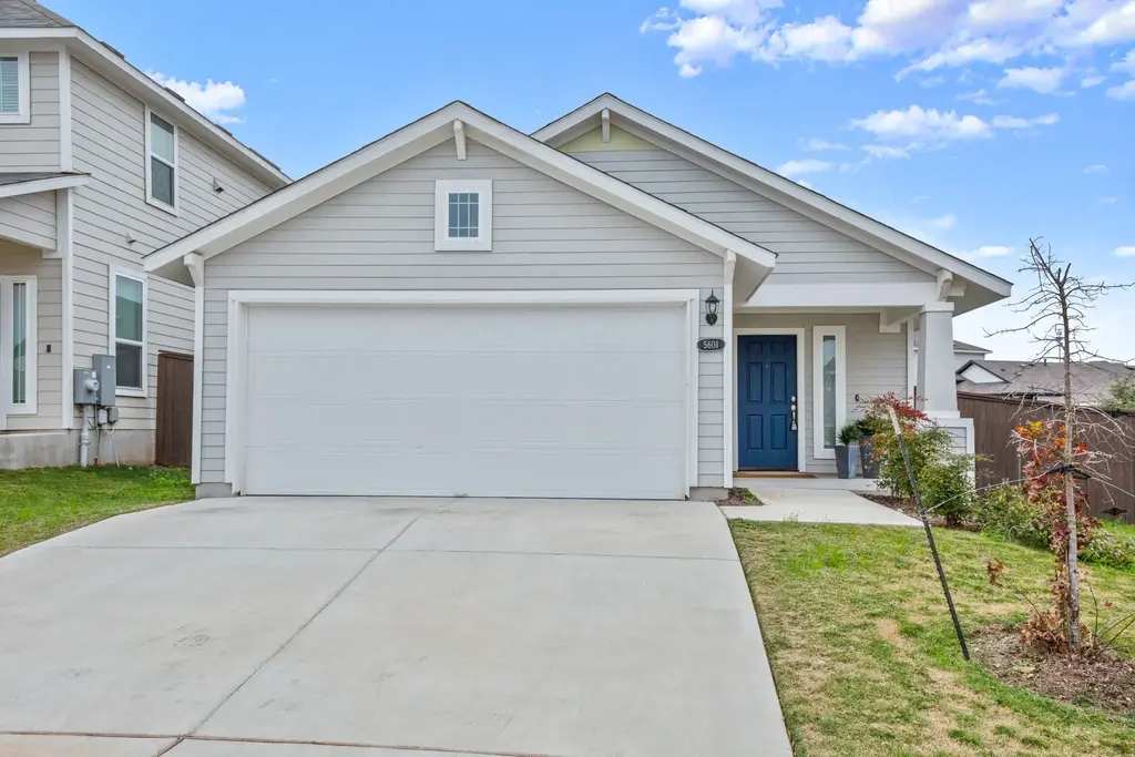 5601 Respinto Drive, Austin