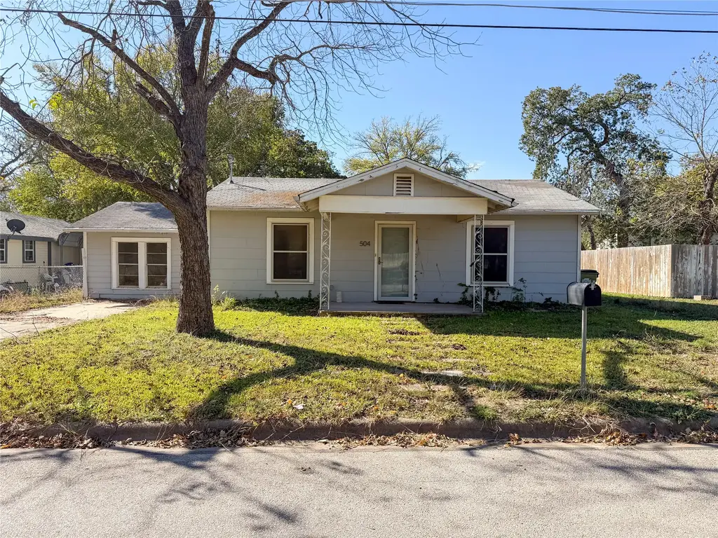 504 S Boundary Street, Burnet