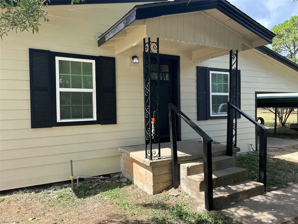 317 Webb Street, Smithville